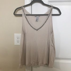 H&M cream colored v-neck tank top